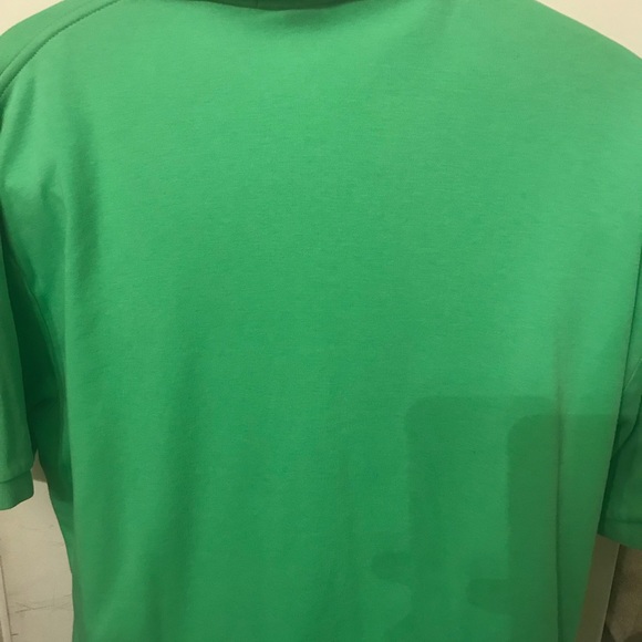 M-L Polo 👕 shirt in good used condition. - Picture 4 of 4